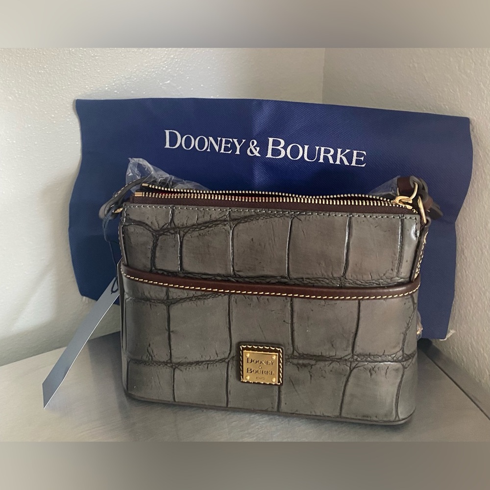DOONEY AND BURKE..Gray Croc-Embossed Crossbody Bag